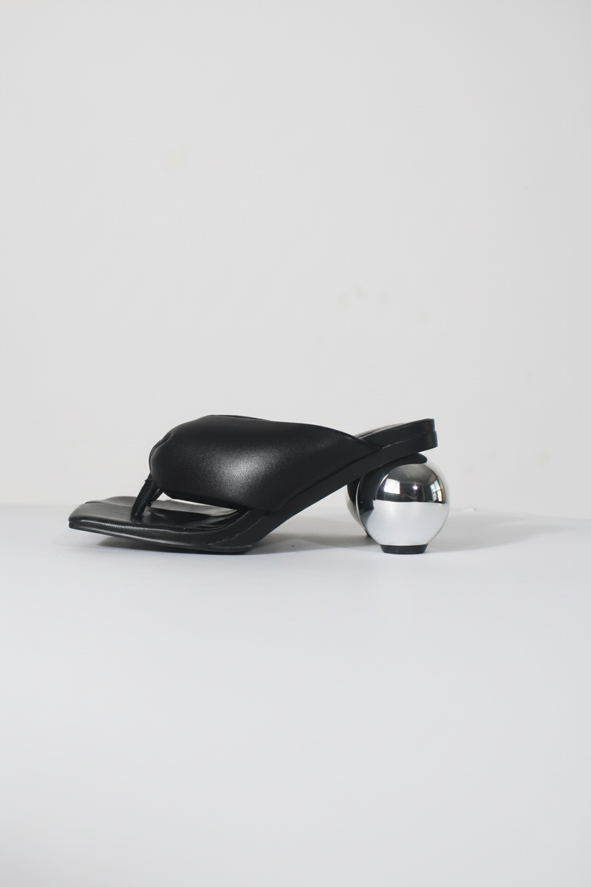 Orbit Thong Heel